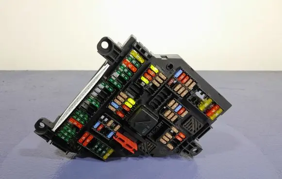 BMW 5 F10 F11 Fuse box set 9252813