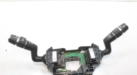 Land Rover Discovery Sport Indicator stalk FK7213N064DB