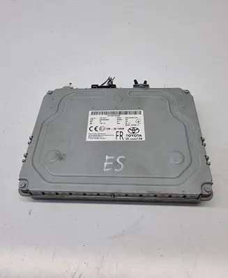 Lexus ES VII XZ10 GPS navigation control unit/module 868400W050A