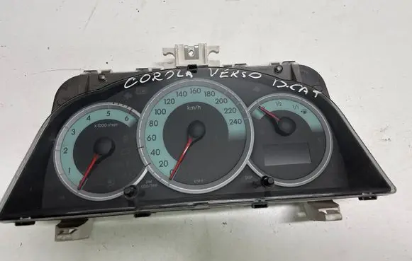 Toyota Corolla Verso E121 Speedometer (instrument cluster) 838000F091