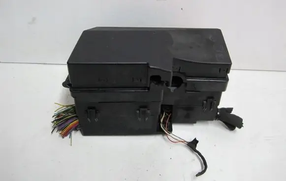 Volvo V40 Fuse box set 31409547