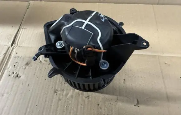 Mini One - Cooper Coupe R56 Heater fan/blower 3422646