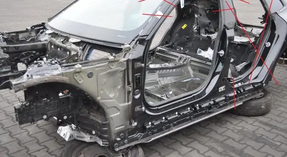 BMW i4 Side car body part 