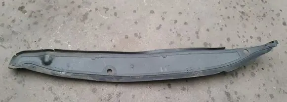 Renault Megane III Fender end trim 631120005R