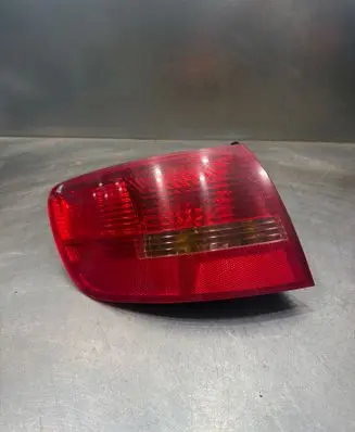 Audi A6 S6 C6 4F Rear/tail lights 89034302