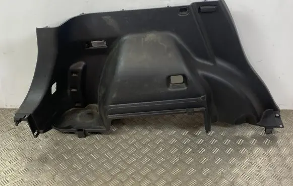 Trunk/boot lower side trim panel