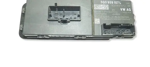 Volkswagen Touran III Tailgate/trunk control unit/module 5Q0959107L