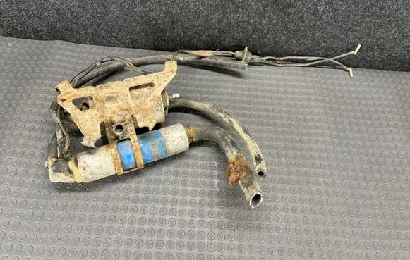 Mercedes-Benz CLK A208 C208 In-tank fuel pump A0004780001