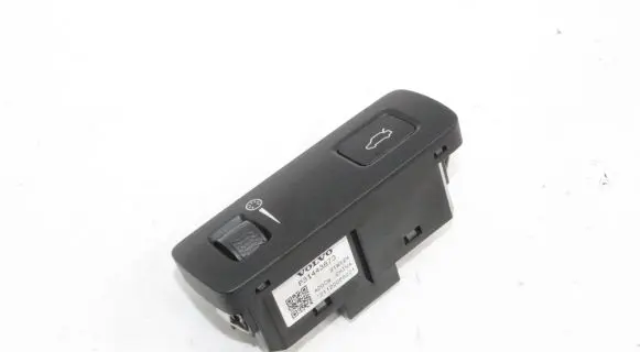 Polestar 2 Tailgate/boot open switch button 31443873 P31443873