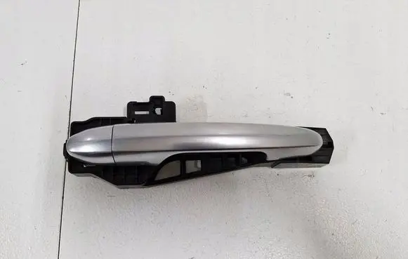 Fiat 500L Front door exterior handle