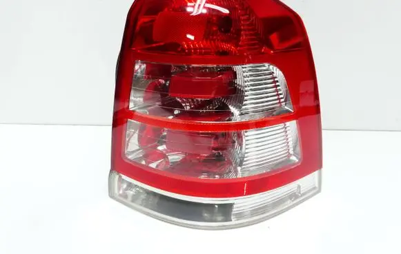 Opel Zafira B Rear/tail lights TJFSJSDJS