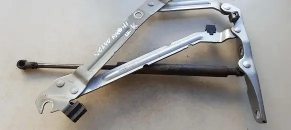 Volvo S80 Tailgate/trunk/boot hinge