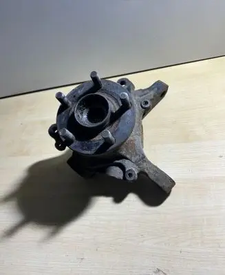 Subaru Outback Front wheel hub spindle knuckle