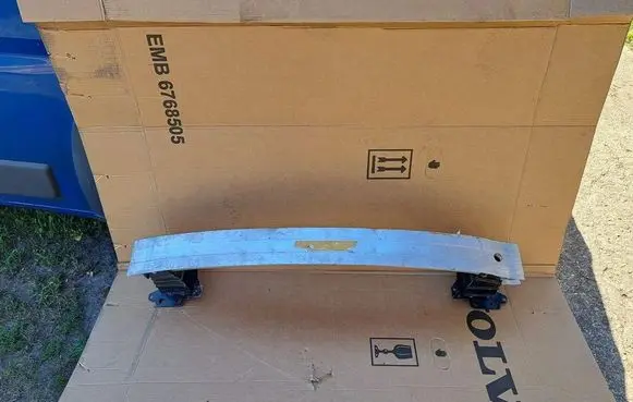 Audi A3 S3 8P Front bumper support beam 8P3807113A