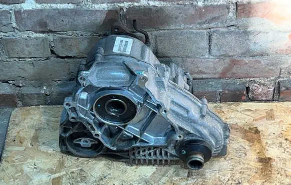 BMW X3 F25 Gearbox transfer box case 7639265
