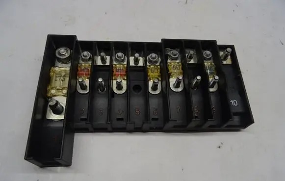 Volkswagen Transporter - Caravelle T5 Fuse module 7H0937550