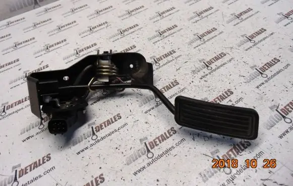Toyota Corolla Verso E121 Accelerator throttle pedal