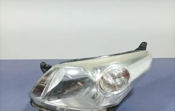 Toyota Urban Cruiser (XP110) Headlight/headlamp ICHIKOH52-207