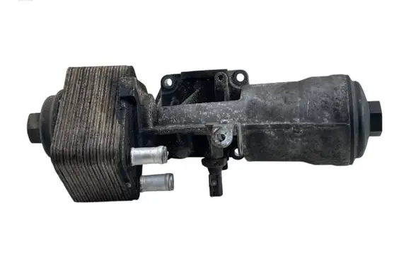 Skoda Octavia Mk2 (1Z) Oil filter mounting bracket 045115389K