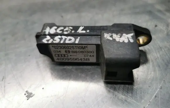 Audi A6 S6 C5 4B Airbag deployment crash/impact sensor 4B0959643B