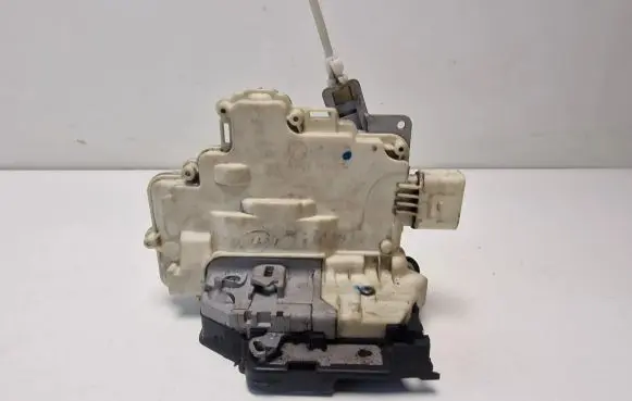 Audi Q7 4L Rear door lock 3C4839016C