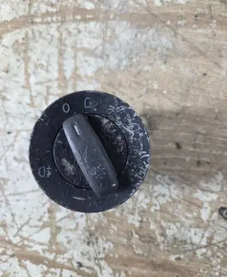 Volkswagen Golf V Light switch 1K0941431