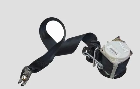 Ford Galaxy Rear seatbelt 9611B69A