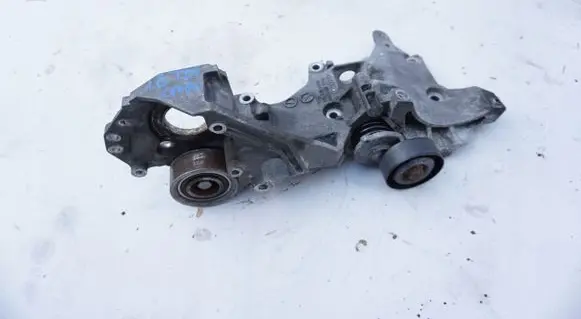 Volkswagen Polo V 6R Engine mount bracket 03L903143K