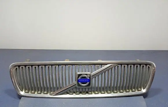 Volvo V70 Front grill 8659875