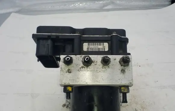 Skoda Roomster (5J) ABS Pump 6R0614117D 0265231945 6R0907379C