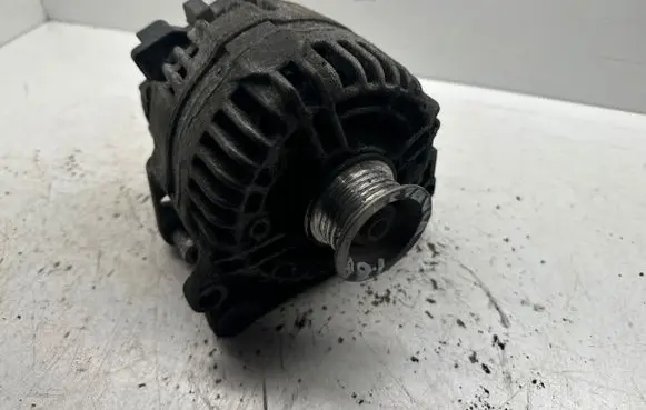 Skoda Octavia Mk2 (1Z) Generator/alternator 03C903023D 0124325128