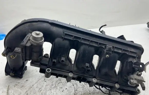 Opel Mokka Intake manifold 555789262