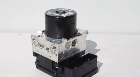 Volvo V60 ABS Pump 31423348