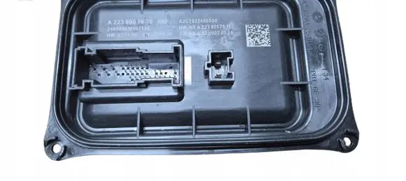 Mercedes-Benz S W223 Voltage converter/converter module 