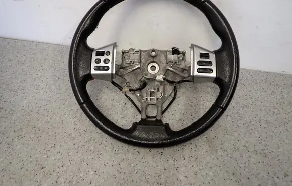 Nissan Note (E11) Steering wheel