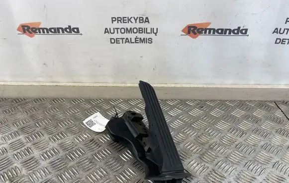 Seat Leon (1P) Accelerator throttle pedal 1K1721503P