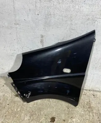 Renault Trafic II (X83) Fender