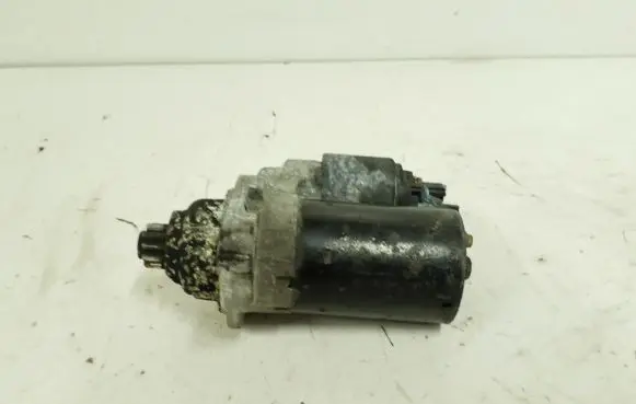 Skoda Octavia Mk2 (1Z) Starter motor 02Z911023E