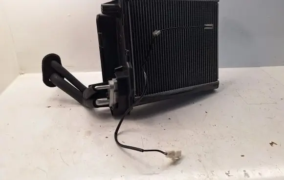 Toyota Avensis T250 Air conditioning (A/C) radiator (interior) 8850105080 8889905060