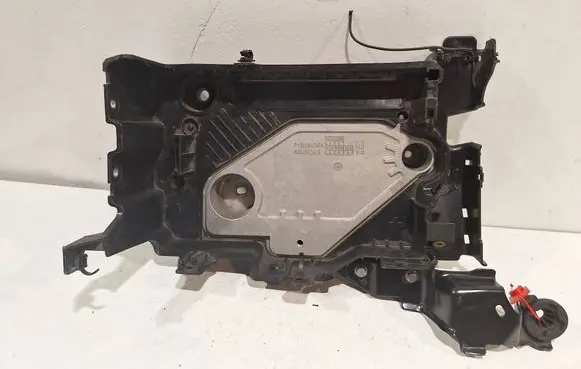 Renault Captur II Battery box tray 648947355R
