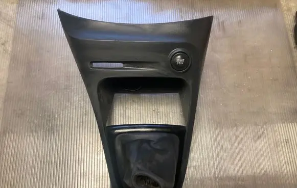 Renault Captur Other center console (tunnel) element 969121145R 00149642