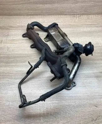 Toyota Corolla Verso AR10 EGR valve cooler 256800R02000 13063850001