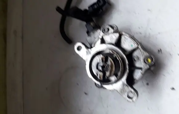 Renault Espace - Grand espace IV Vacuum pump