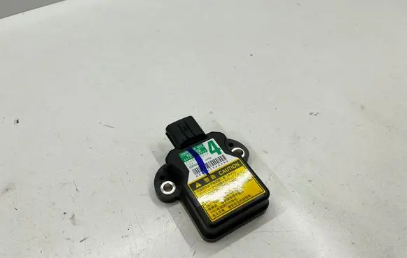 Toyota Hilux (AN10, AN20, AN30) ESP acceleration yaw rate sensor 8918360030 1745005713 004001796269
