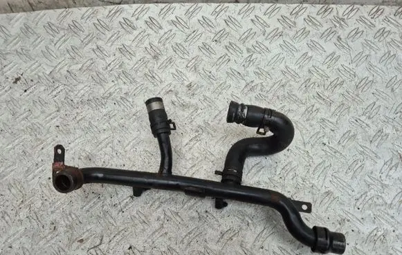 Audi A4 S4 B7 8E 8H Engine coolant pipe/hose 06B121065AB