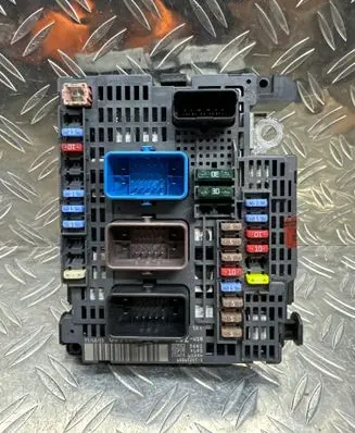 Citroen C4 II Picasso BSM Control unit 9674921580 10219589 BSMZ0100