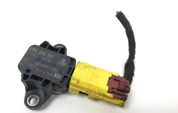 Audi A3 S3 8P Airbag deployment crash/impact sensor 8P0955557