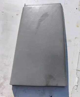 Opel Vivaro (B) pillar trim (bottom) 8200006069 8200006068 31166420