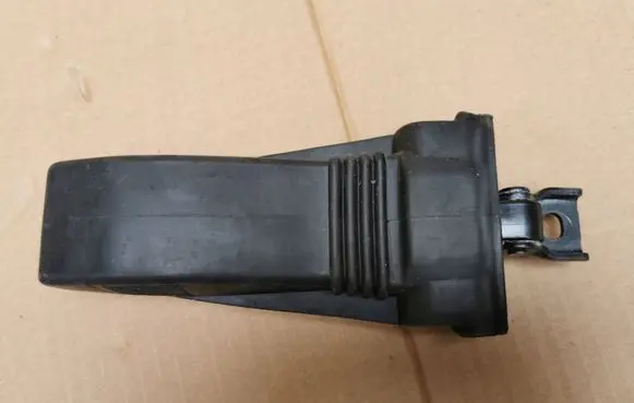 Audi A4 S4 B9 Rear door check strap stopper 8W0839267