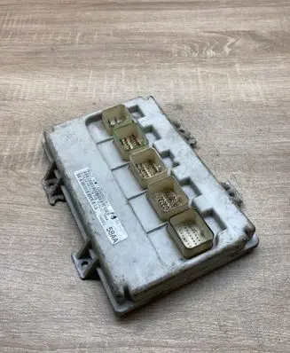 Dodge Grand Caravan Central body control module P04692158AA 04692158AA